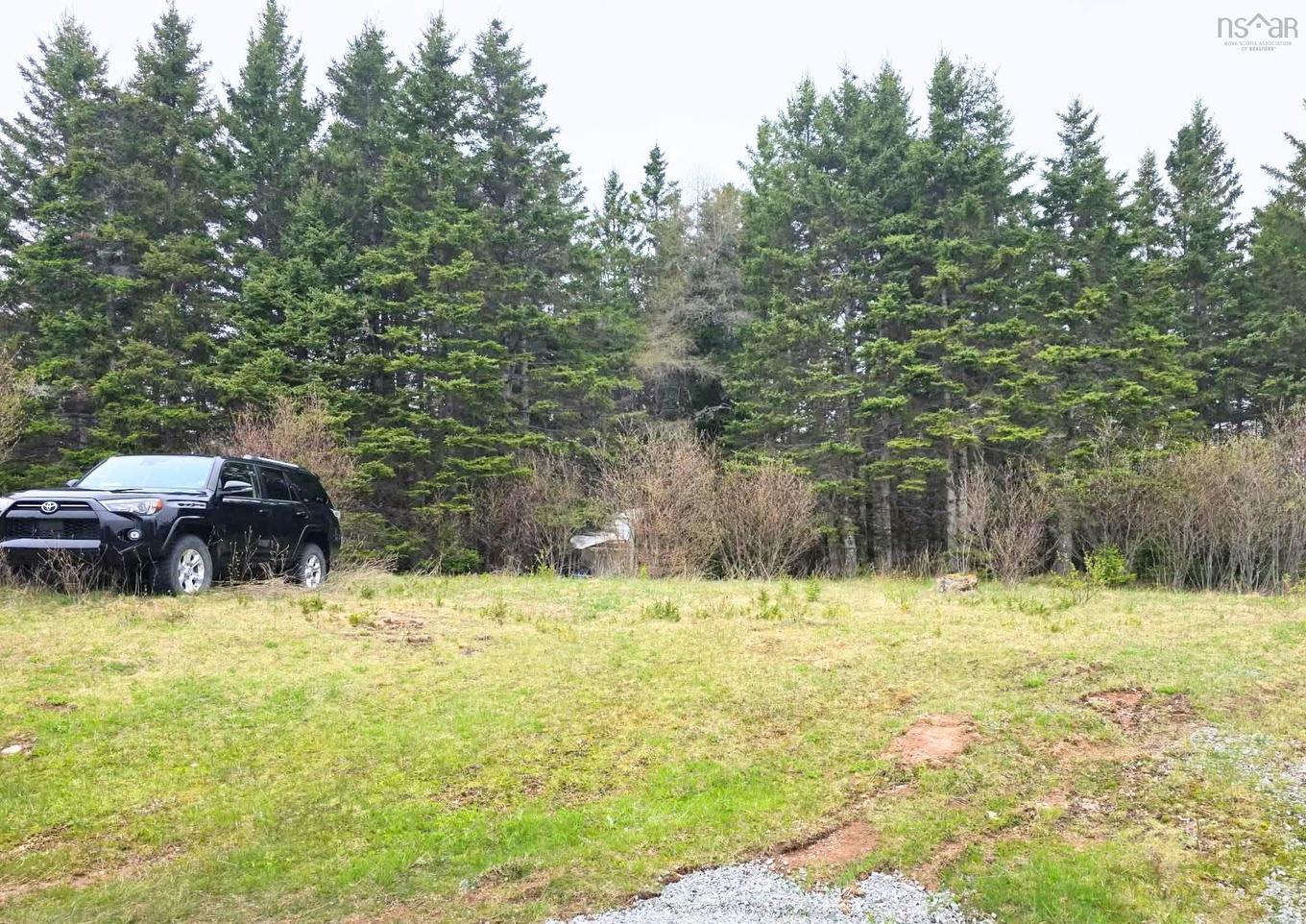 357 Salmon River, Enon, NS