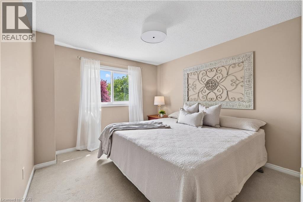 108 Old Forest Crescent, Kitchener, ON - Indoor Photo Showing Bedroom