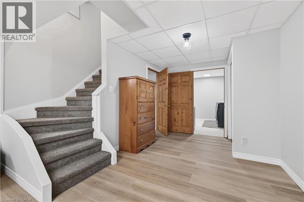 108 Old Forest Crescent, Kitchener, ON - Indoor Photo Showing Other Room