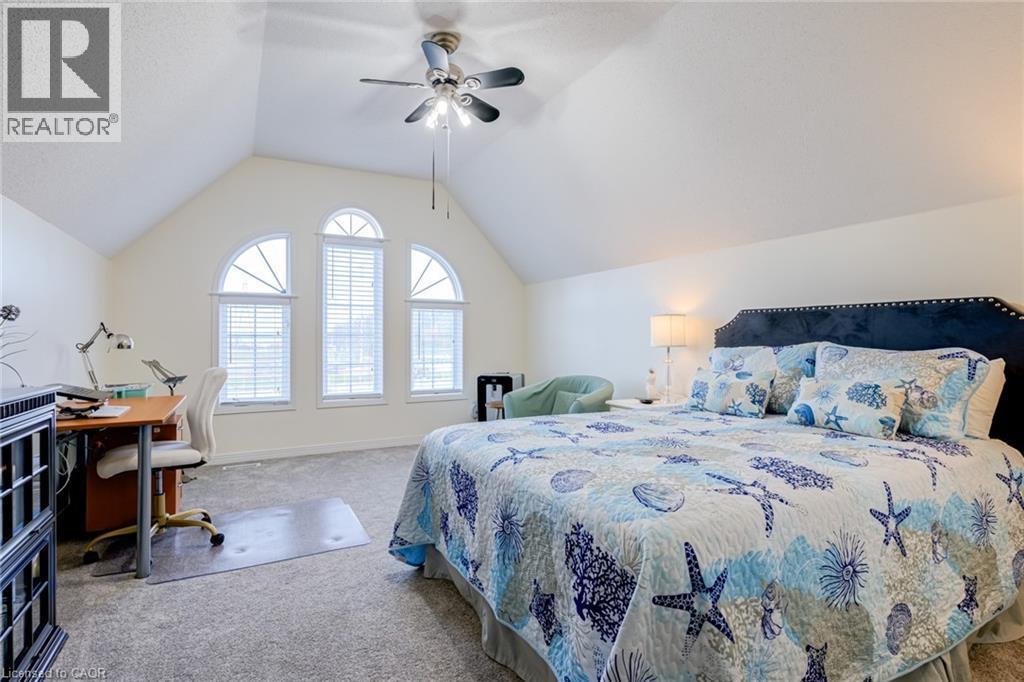 82 Vansickle Road, St. Catharines, ON - Indoor Photo Showing Bedroom