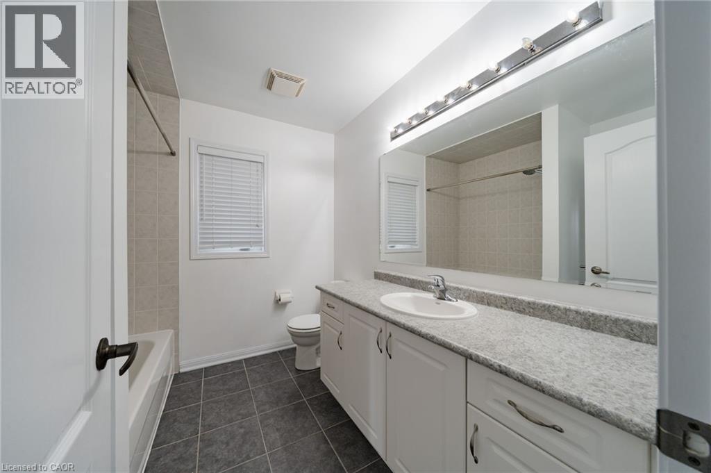 151 Baldwin Drive, Cambridge, ON - Indoor Photo Showing Bathroom