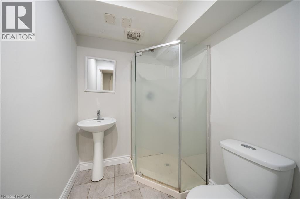 151 Baldwin Drive, Cambridge, ON - Indoor Photo Showing Bathroom