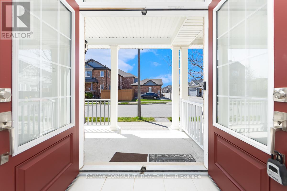 99 Cornwall Drive, Markham, ON - With Exterior