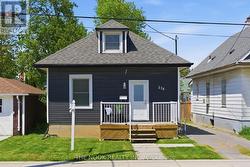 576 WOLFE STREET Peterborough (Town Ward 3), ON K9J 2L8