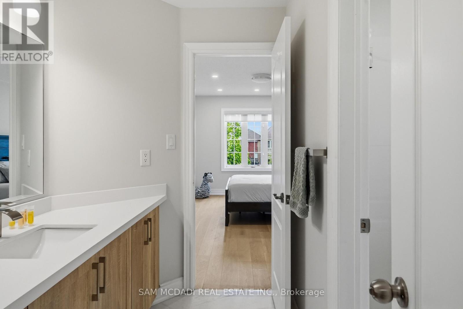 3259 Alpaca Avenue, Mississauga, ON - Indoor Photo Showing Bathroom