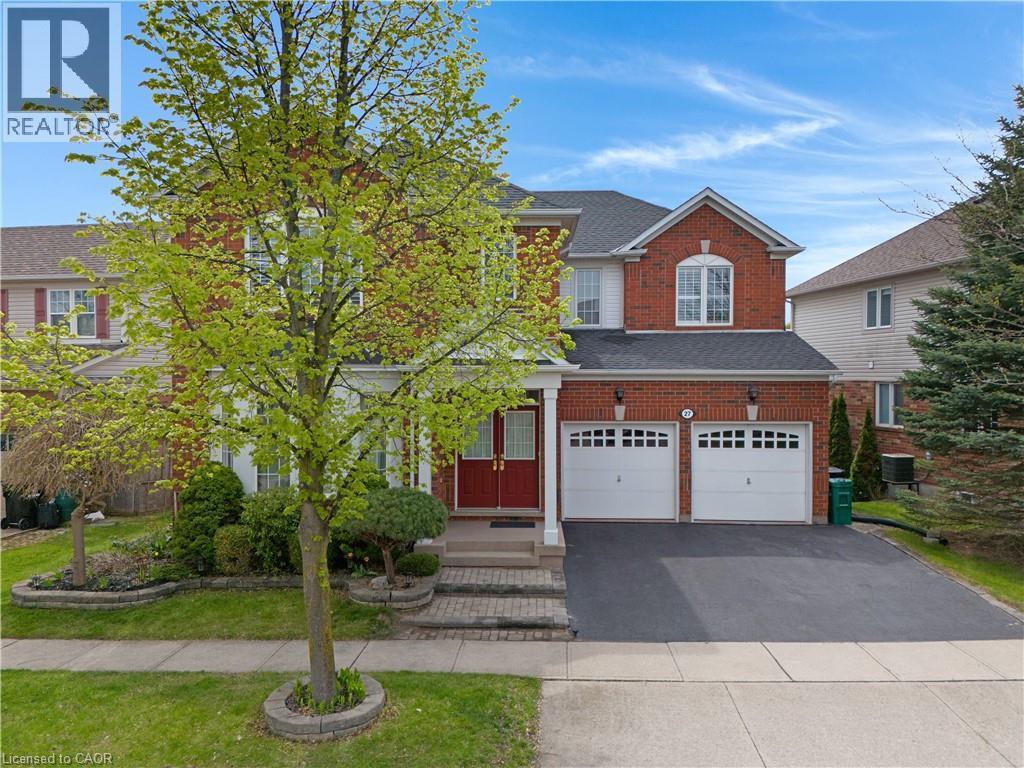 27 Glazebrook Crescent, Cambridge, ON - Outdoor With Facade