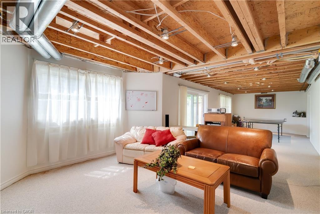 27 Glazebrook Crescent, Cambridge, ON - Indoor