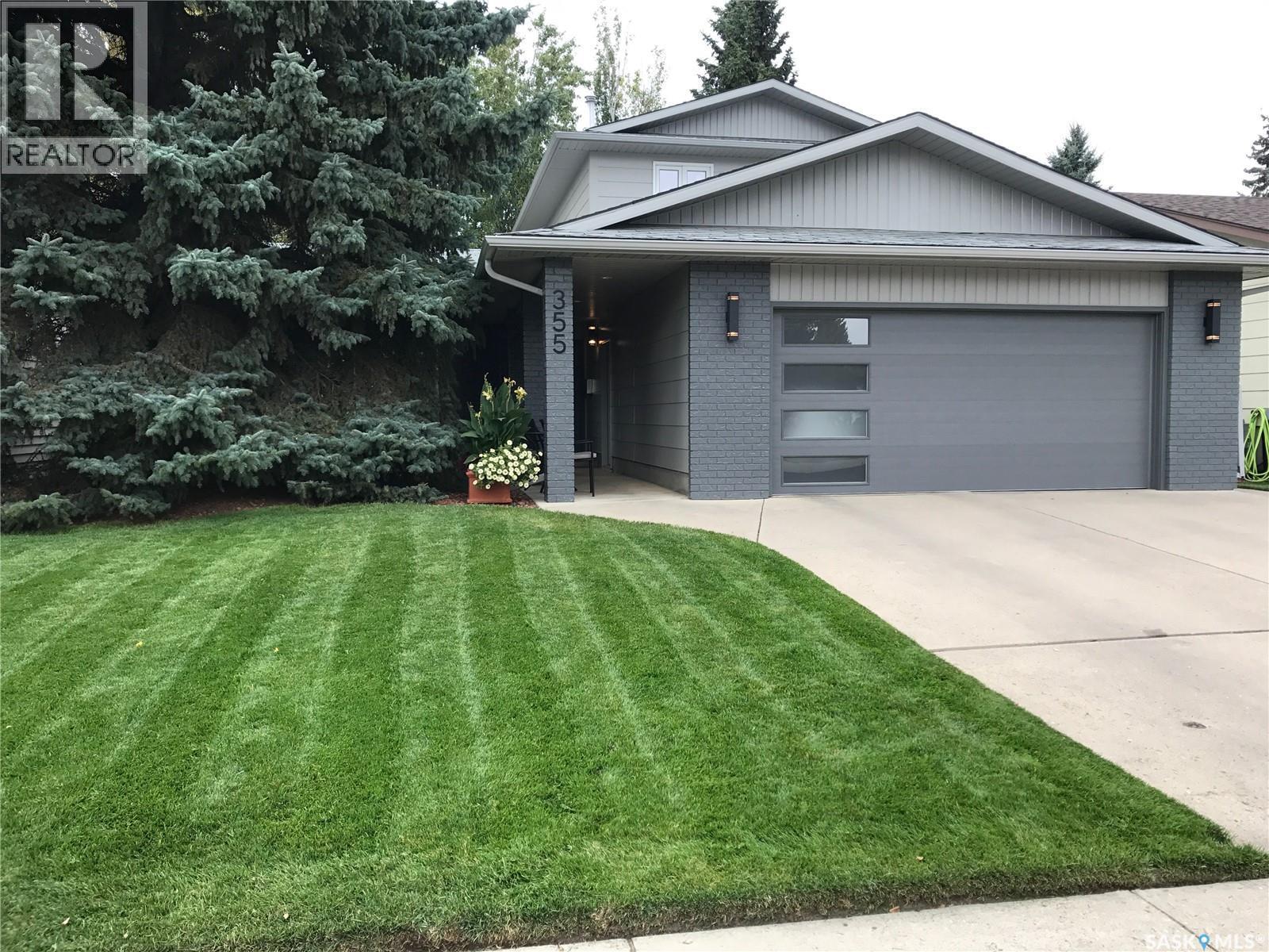 355 Ball Crescent, Saskatoon, SK - Outdoor