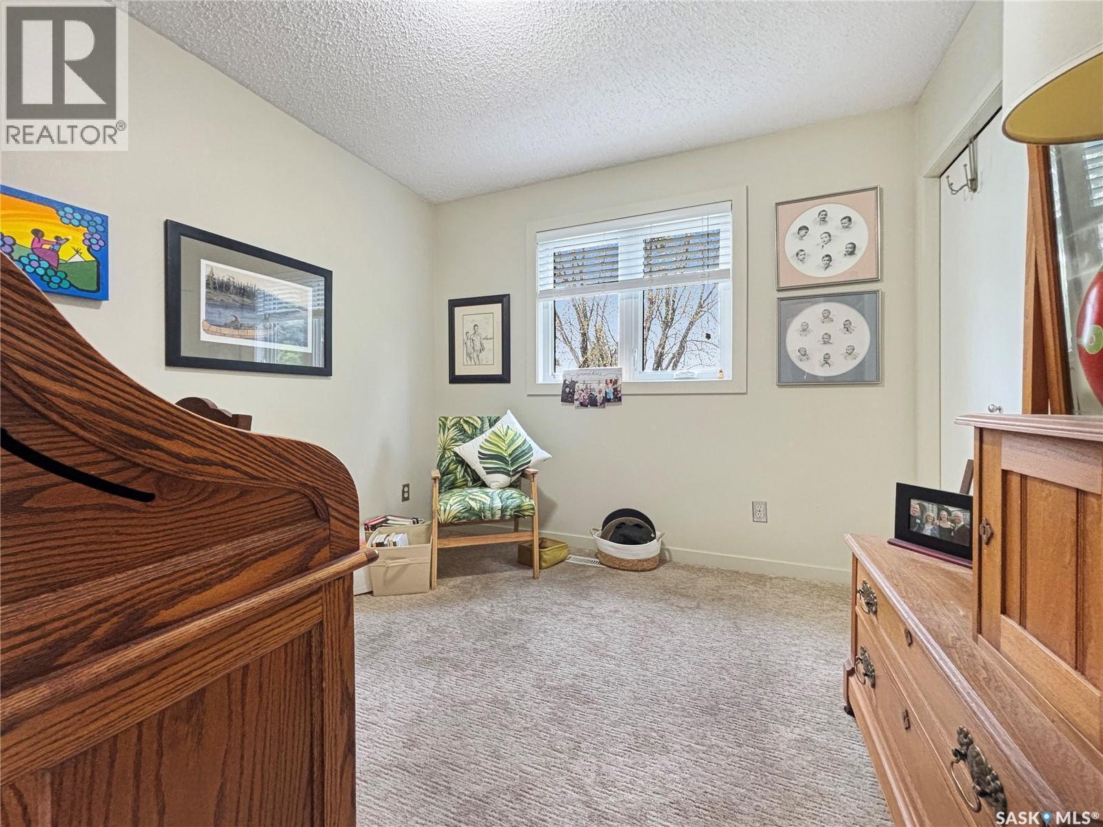 355 Ball Crescent, Saskatoon, SK - Indoor