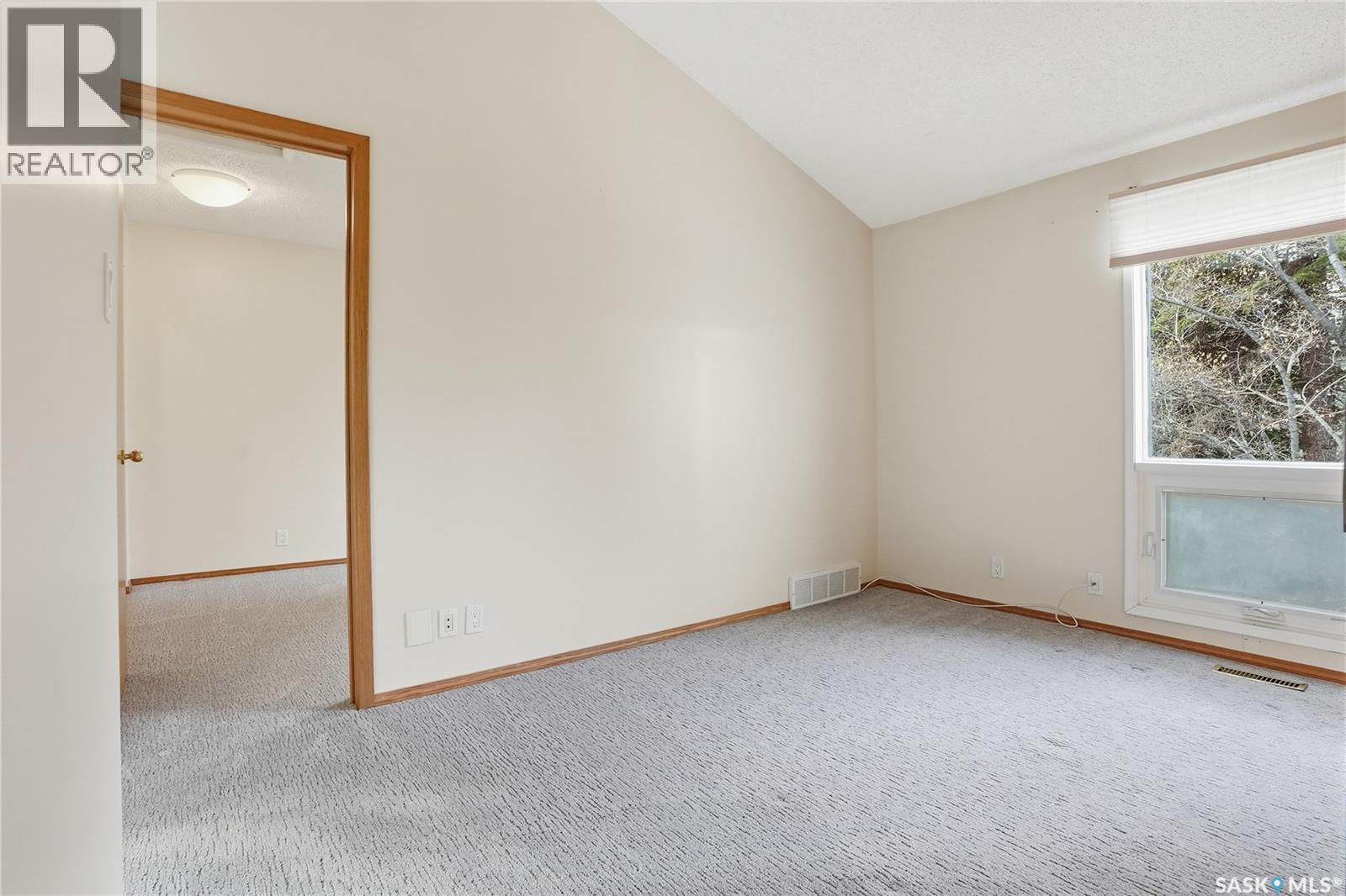 20 455 Pinehouse Drive, Saskatoon, SK - Indoor Photo Showing Other Room
