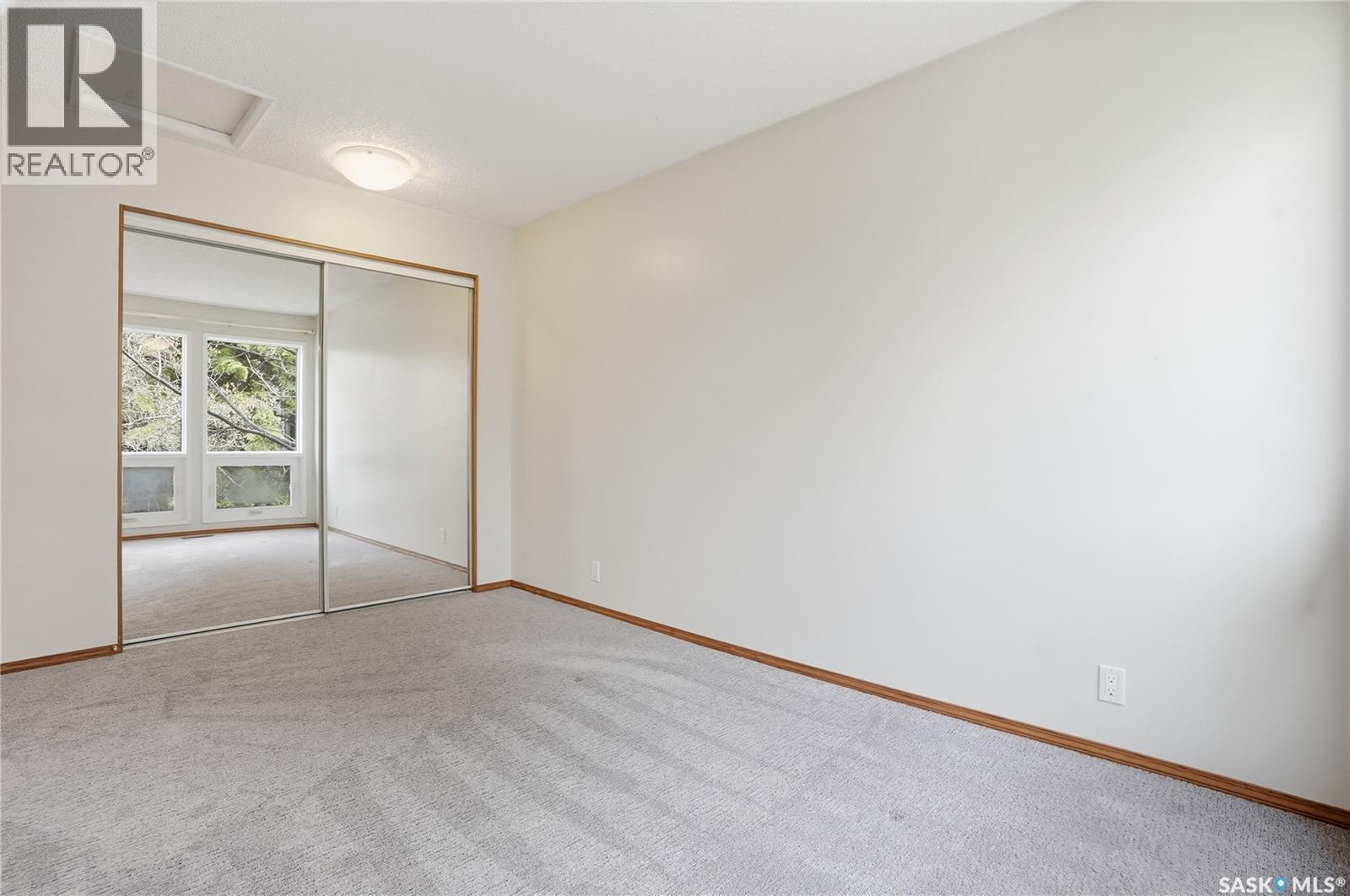 20 455 Pinehouse Drive, Saskatoon, SK - Indoor Photo Showing Other Room
