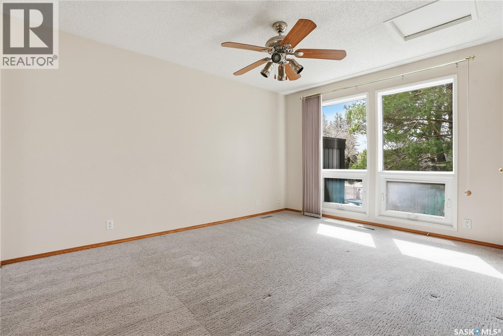 20 455 Pinehouse Drive, Saskatoon, SK - Indoor Photo Showing Other Room