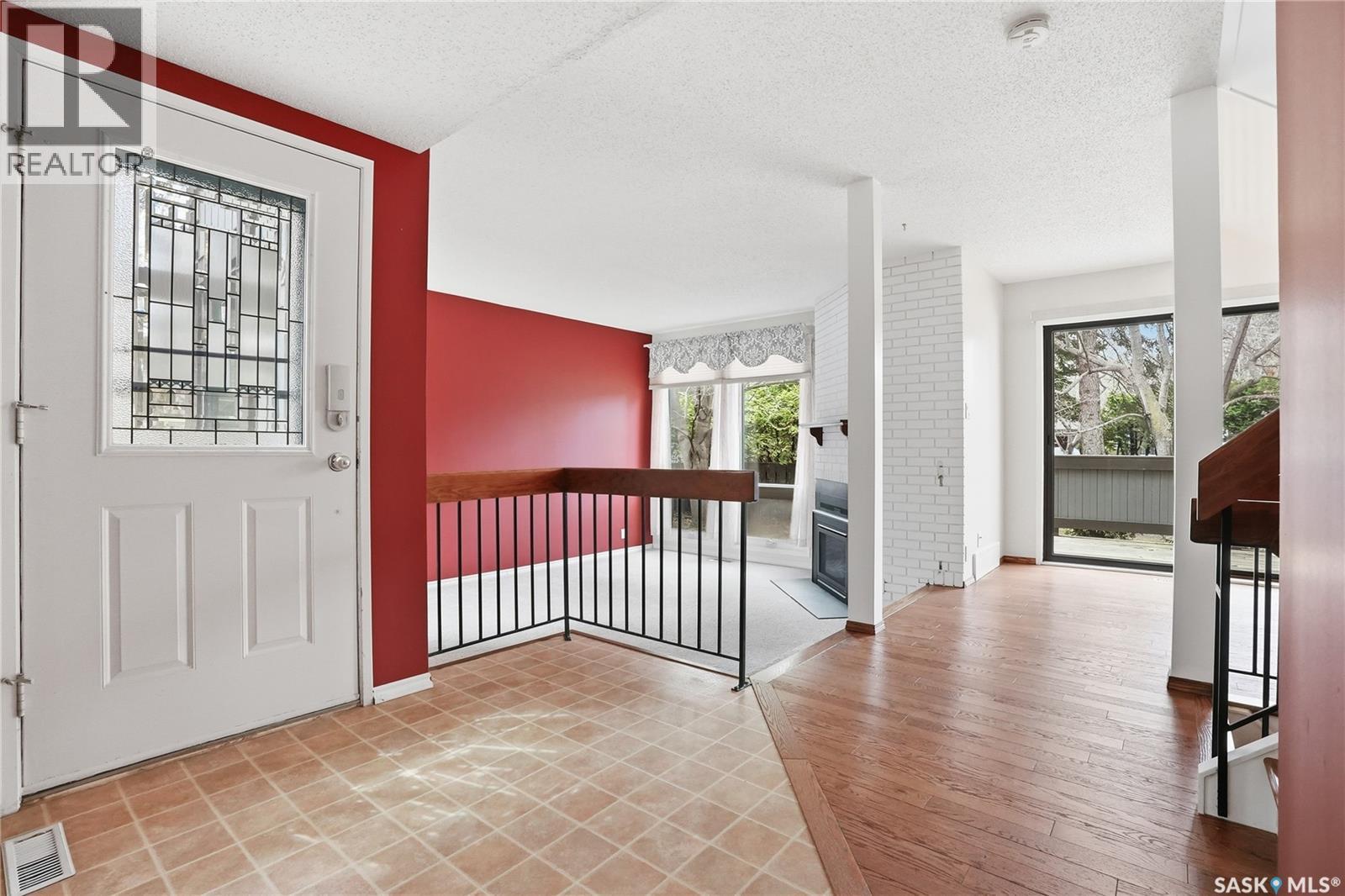 20 455 Pinehouse Drive, Saskatoon, SK - Indoor Photo Showing Other Room