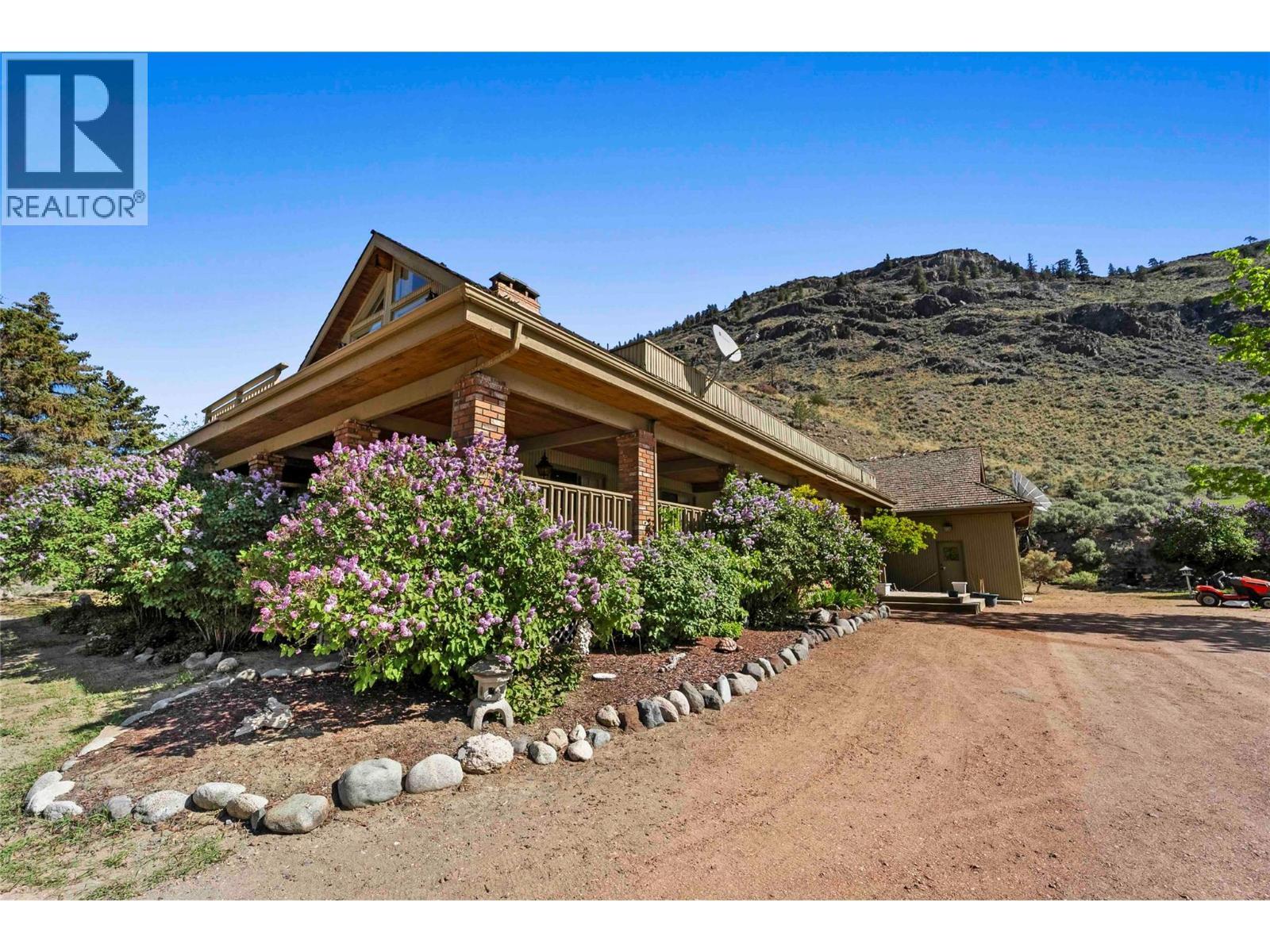8609 Highway 8, Lytton, BC - Outdoor