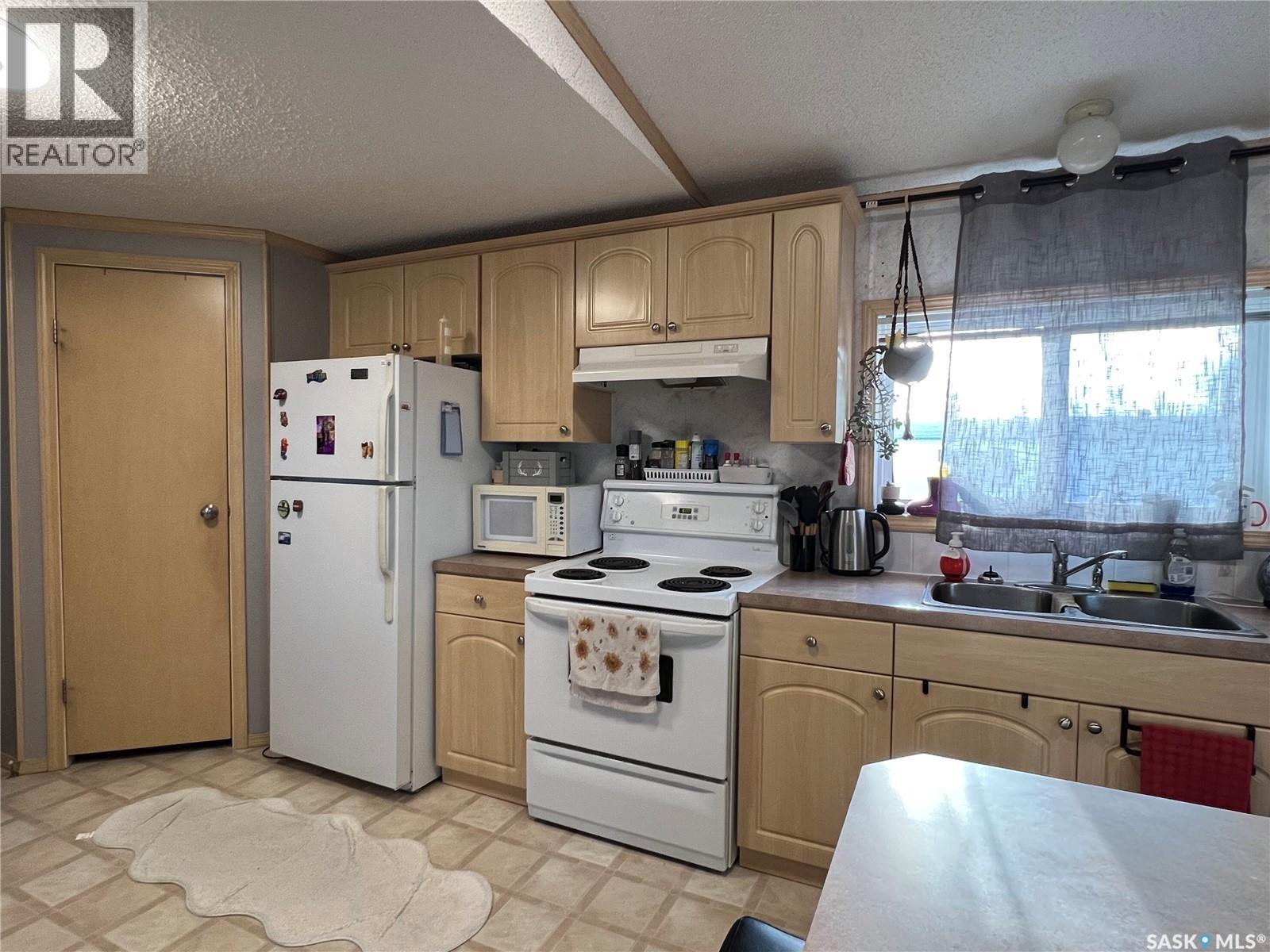 514 6Th Avenue E, Meadow Lake, SK