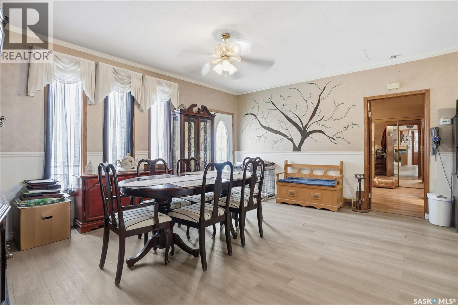210 Railway Avenue, Mortlach, SK - Indoor Photo Showing Dining Room