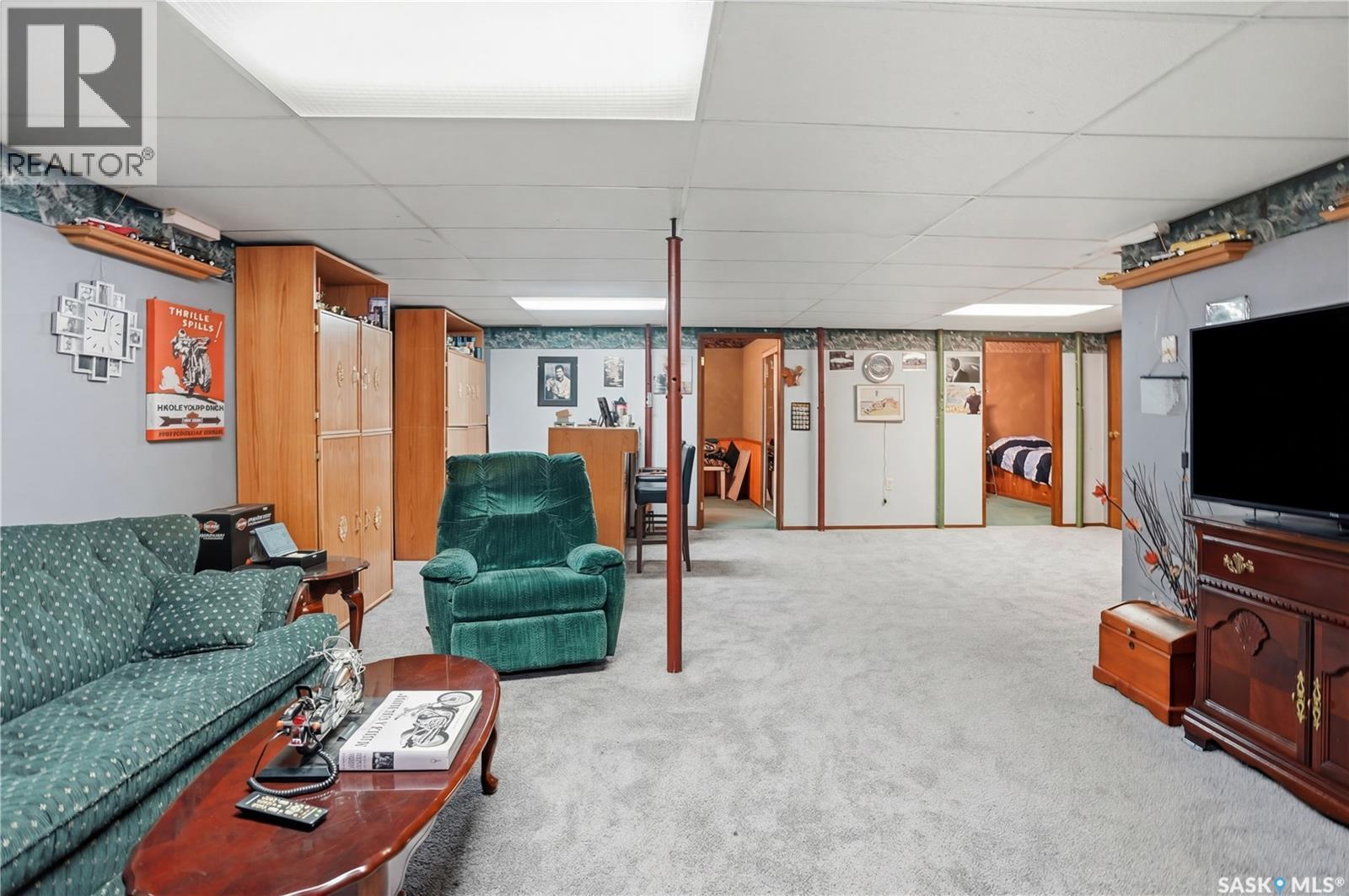 210 Railway Avenue, Mortlach, SK - Indoor Photo Showing Basement