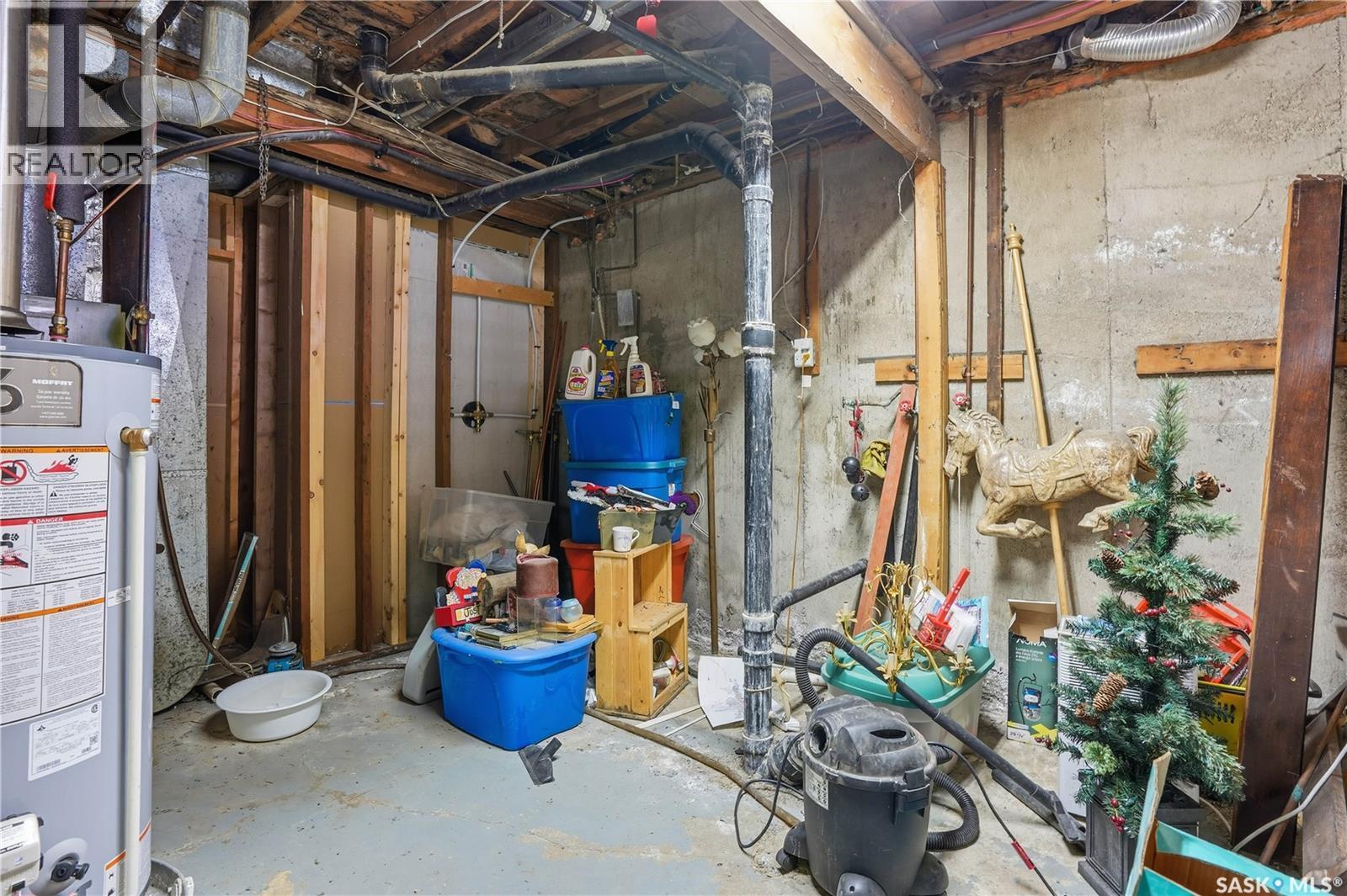 210 Railway Avenue, Mortlach, SK - Indoor Photo Showing Basement