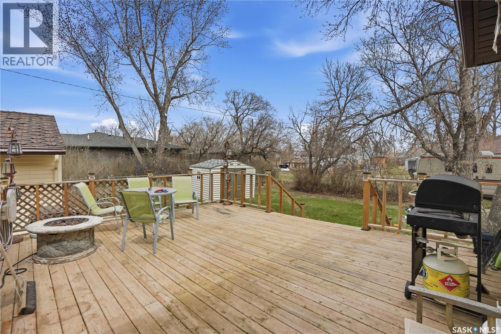 210 Railway Avenue, Mortlach, SK - Outdoor With Deck Patio Veranda