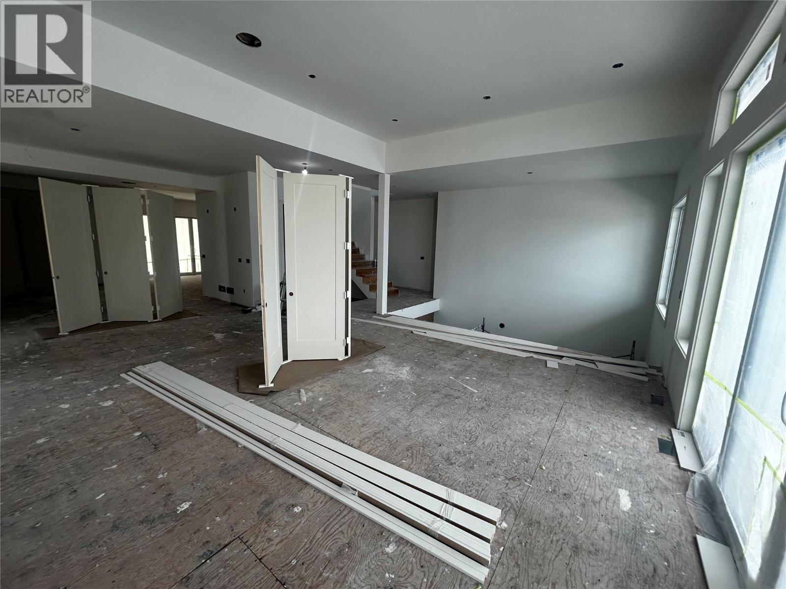 237 Turnberry Street, Kelowna, BC - Indoor Photo Showing Other Room