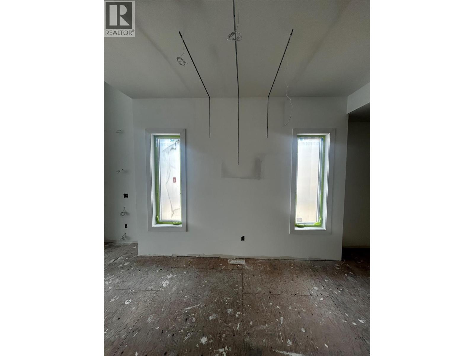 237 Turnberry Street, Kelowna, BC - Indoor Photo Showing Other Room