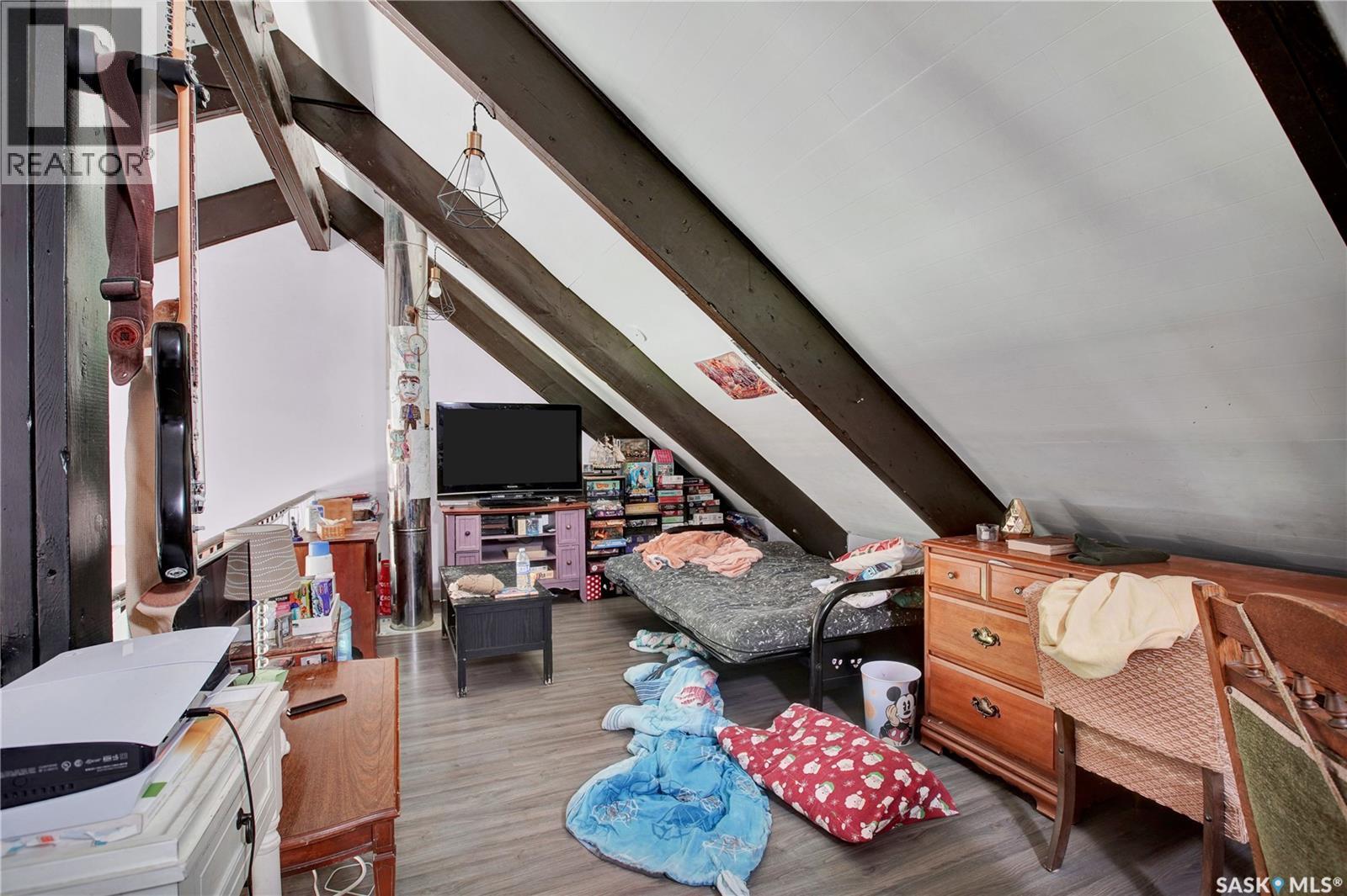 516 1St Street S, Waldheim, SK - Indoor