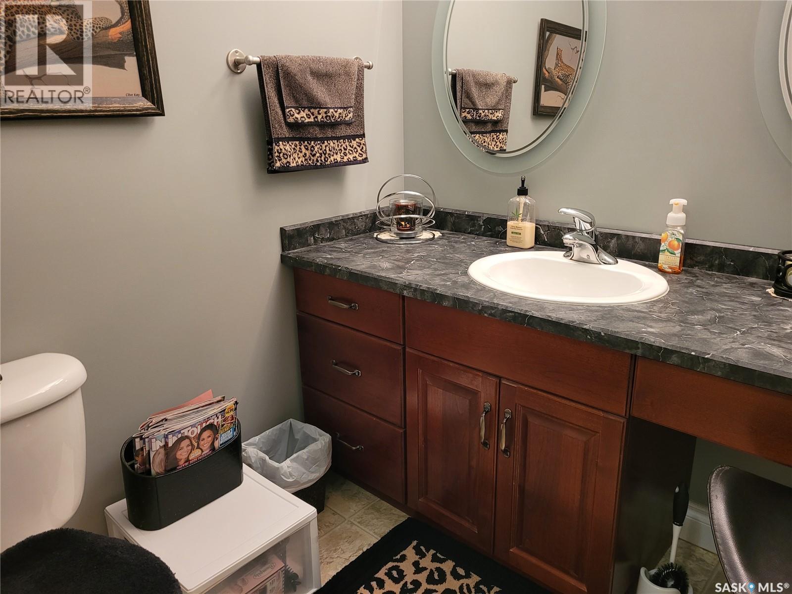 406 Bolton Place, Saskatoon, SK - Indoor Photo Showing Bathroom