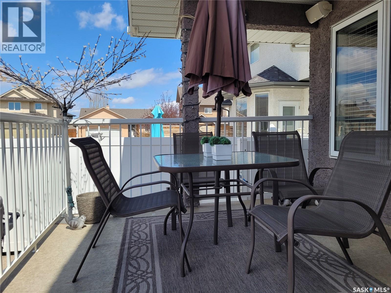 406 Bolton Place, Saskatoon, SK - Outdoor With Deck Patio Veranda