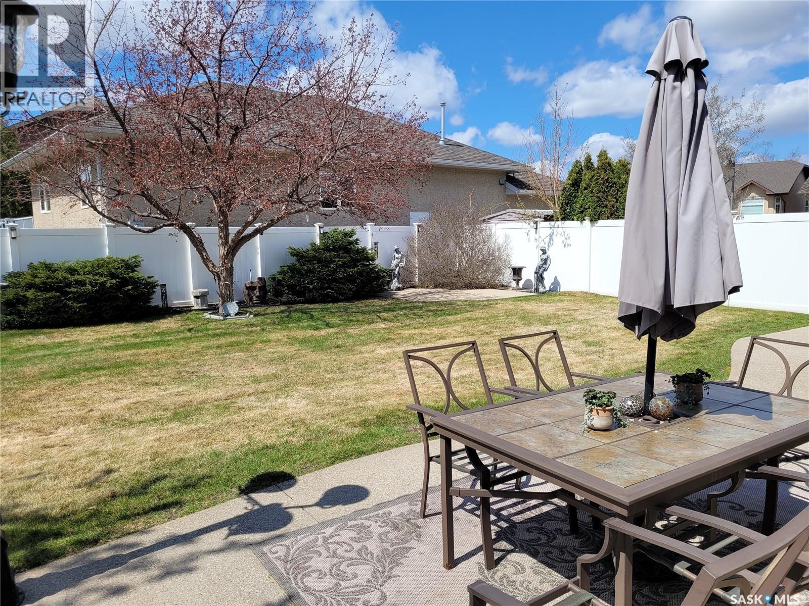 406 Bolton Place, Saskatoon, SK - Outdoor