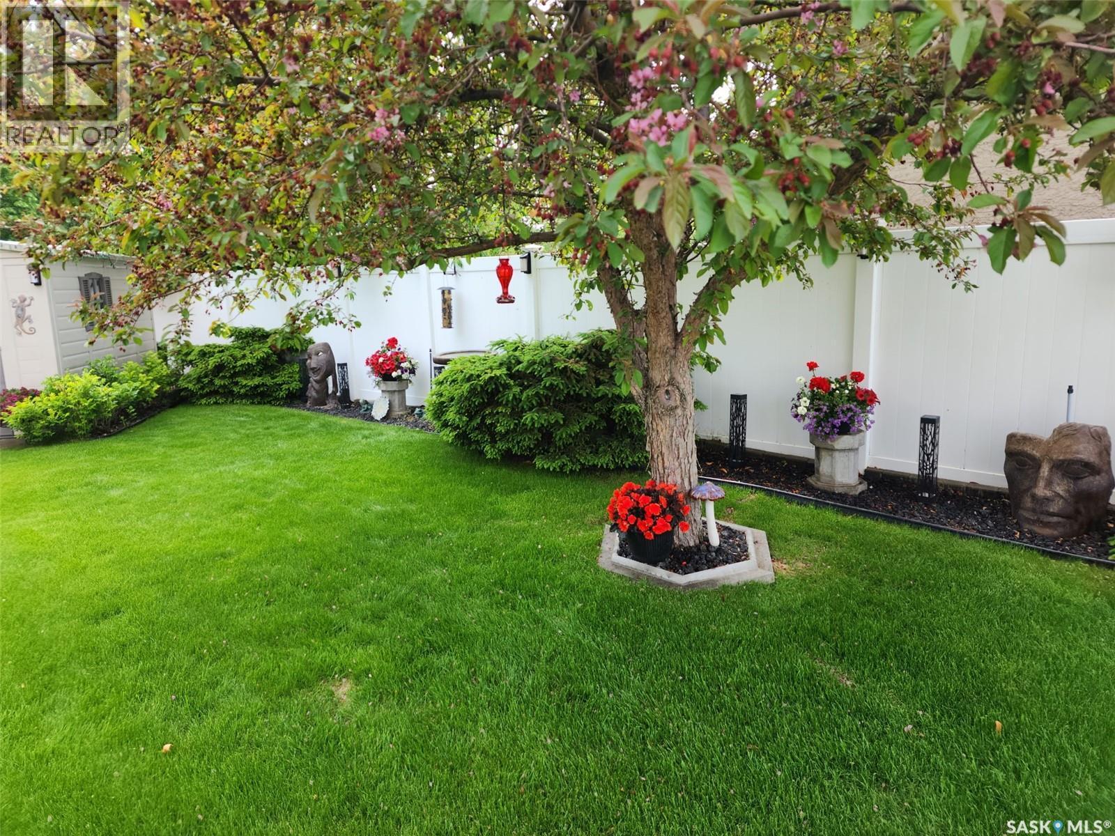 406 Bolton Place, Saskatoon, SK - Outdoor