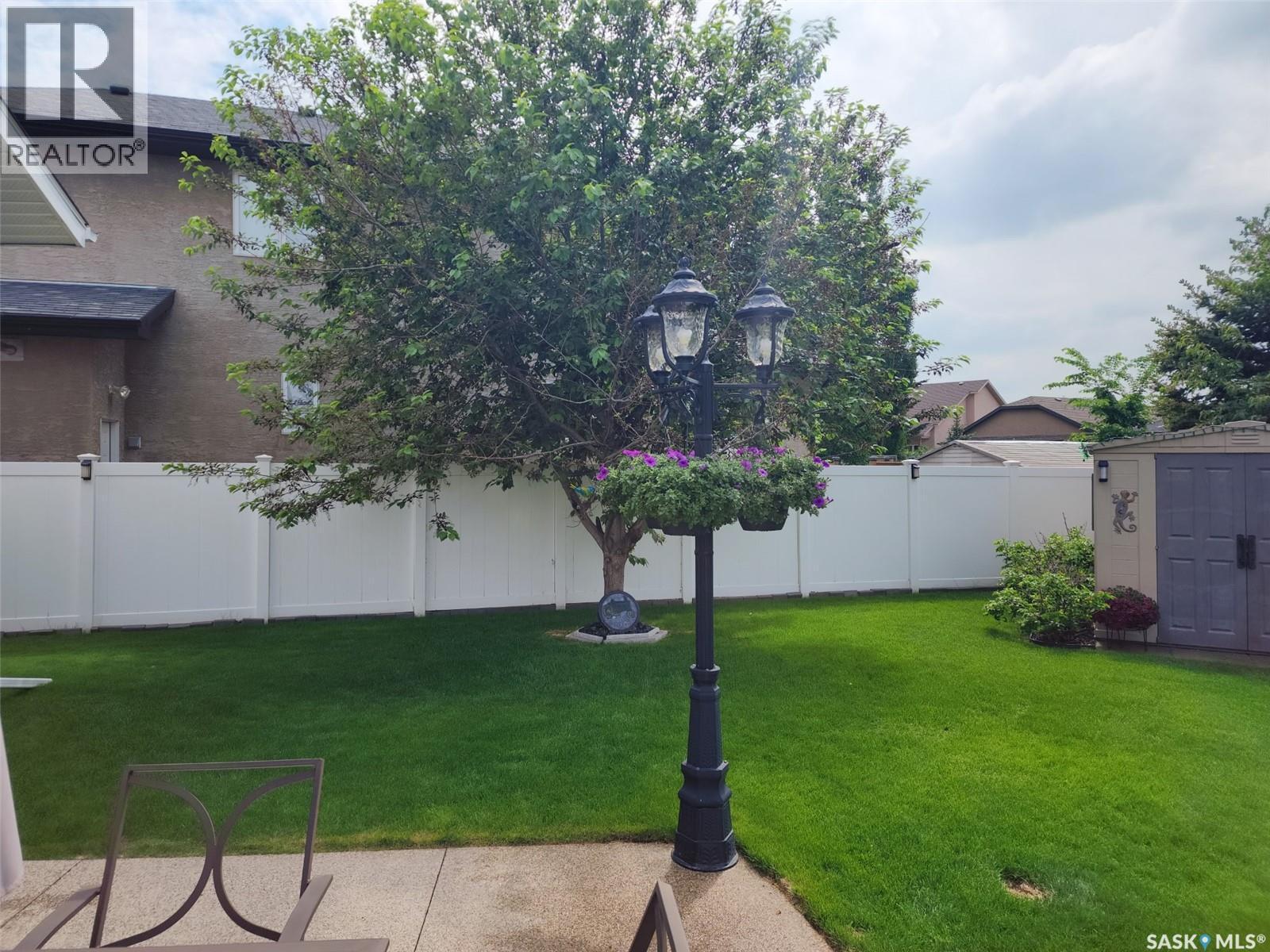 406 Bolton Place, Saskatoon, SK - Outdoor