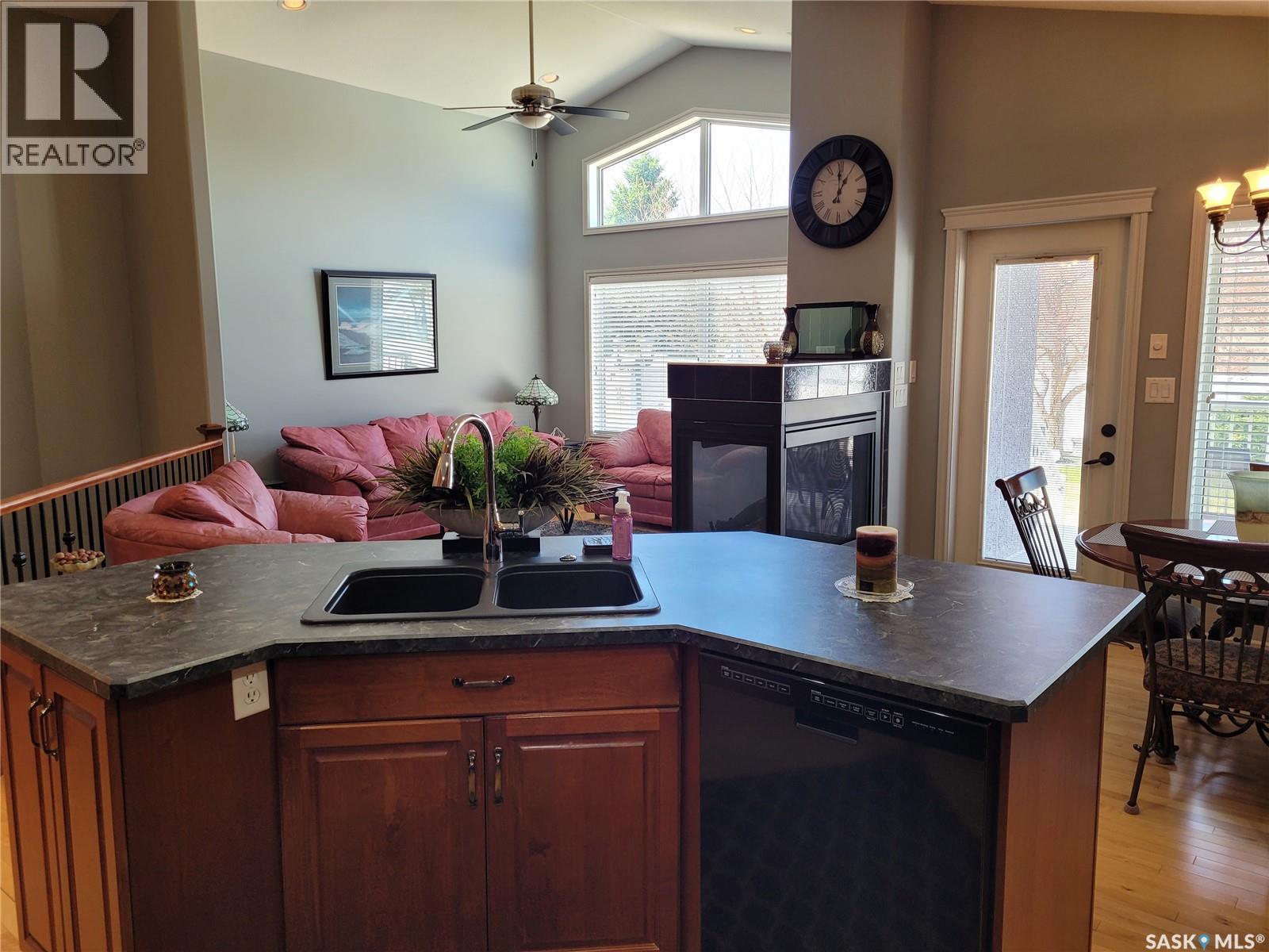 406 Bolton Place, Saskatoon, SK - Indoor