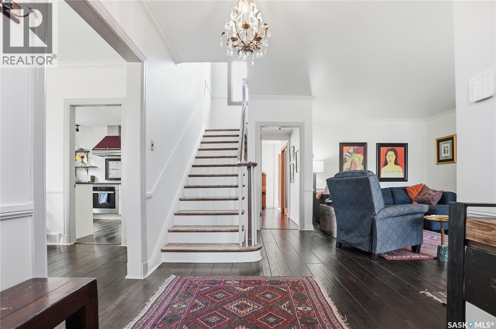 208 Saskatchewan Crescent W, Saskatoon, SK - Indoor