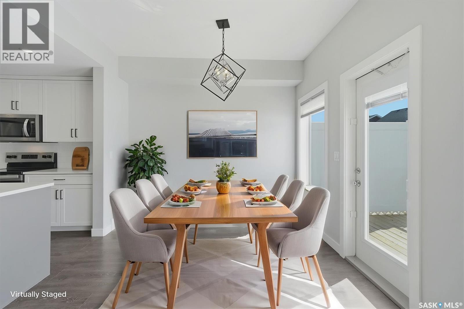 348 Brighton Gate, Saskatoon, SK - Indoor Photo Showing Dining Room
