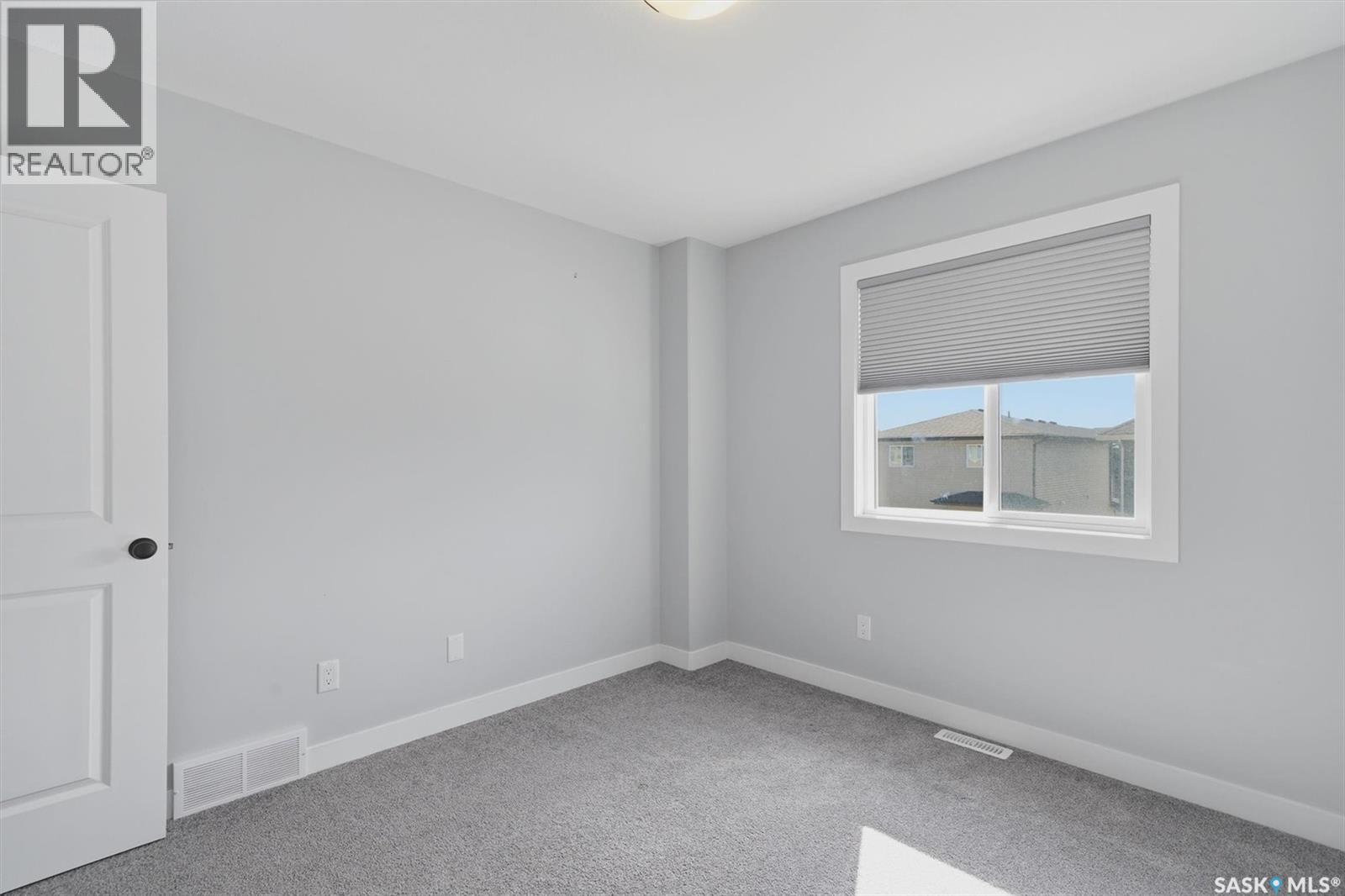 348 Brighton Gate, Saskatoon, SK - Indoor Photo Showing Other Room