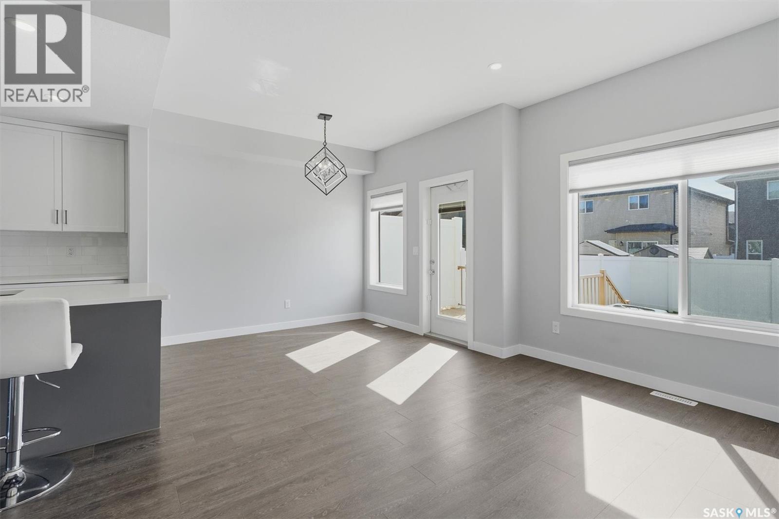 348 Brighton Gate, Saskatoon, SK - Indoor