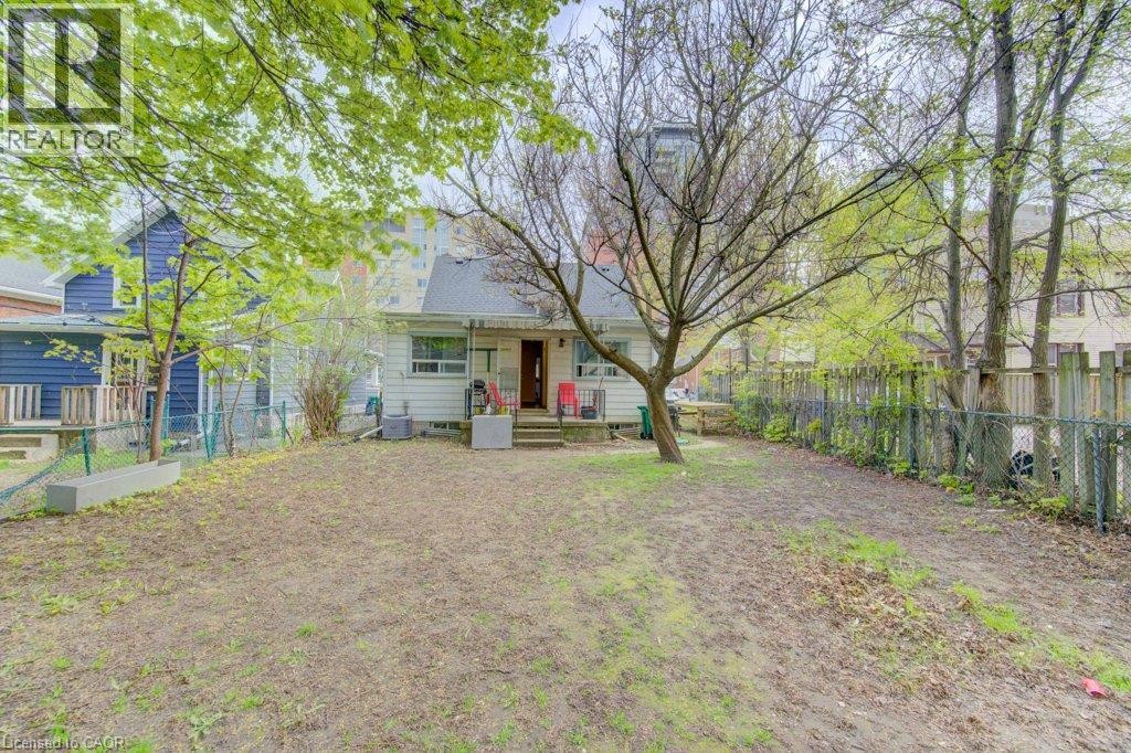 8 Marshall Street, Waterloo, ON