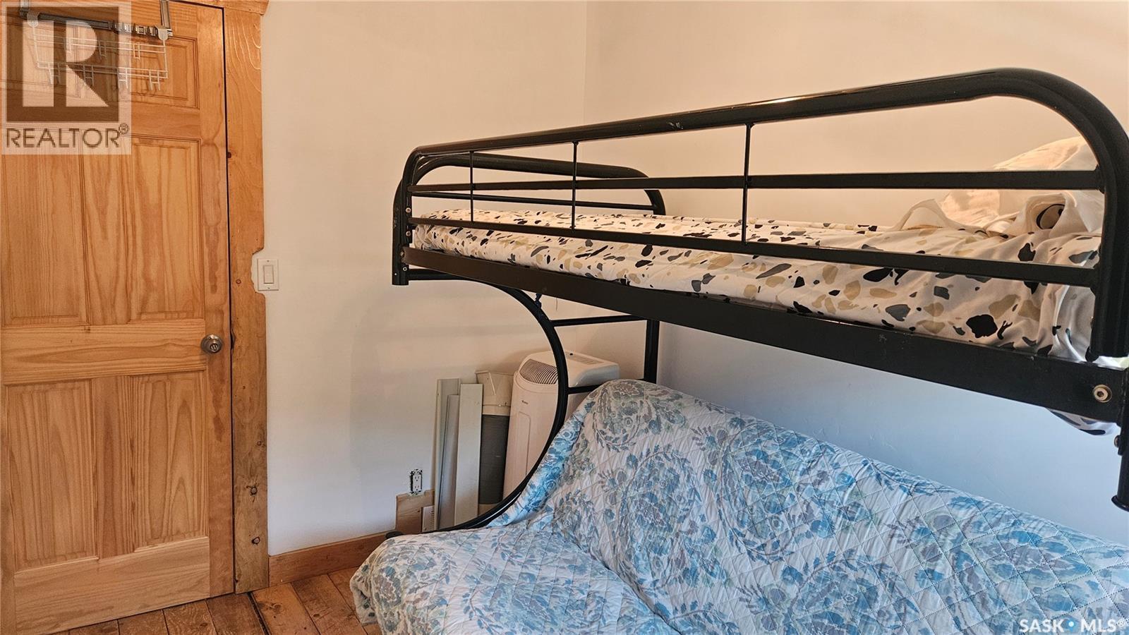 6 Driftwood Lane, Barney'S Bay Struthers Lake, Struthers Lake, SK - Indoor Photo Showing Other Room