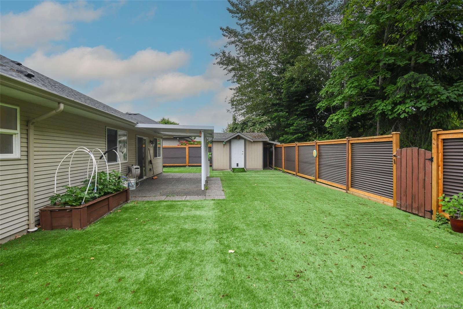 2261 Murrelet Dr, Comox, BC