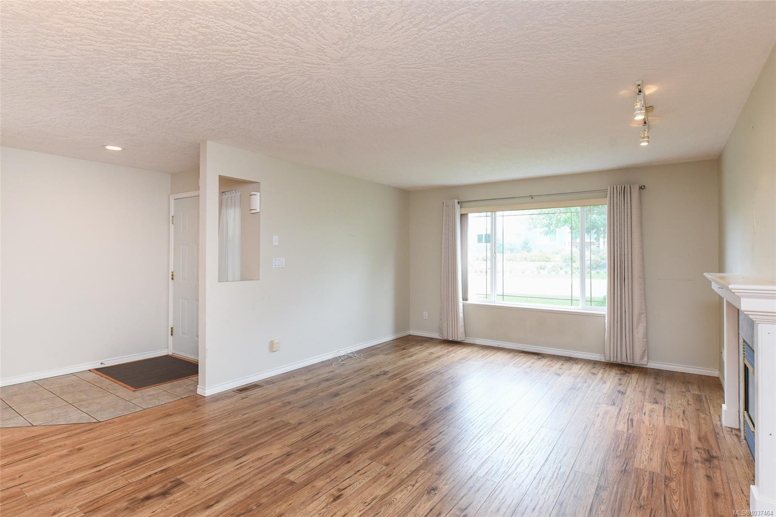 2261 Murrelet Dr, Comox, BC