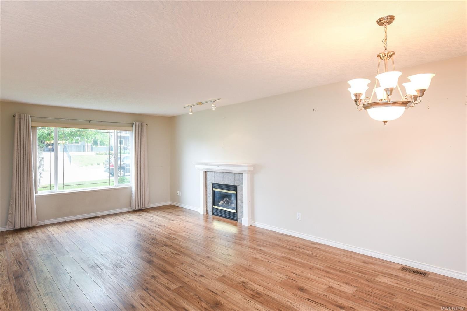 2261 Murrelet Dr, Comox, BC