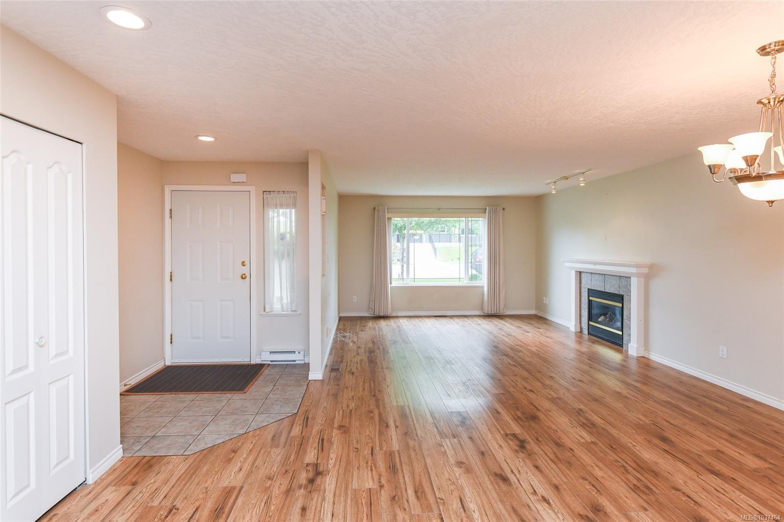 2261 Murrelet Dr, Comox, BC