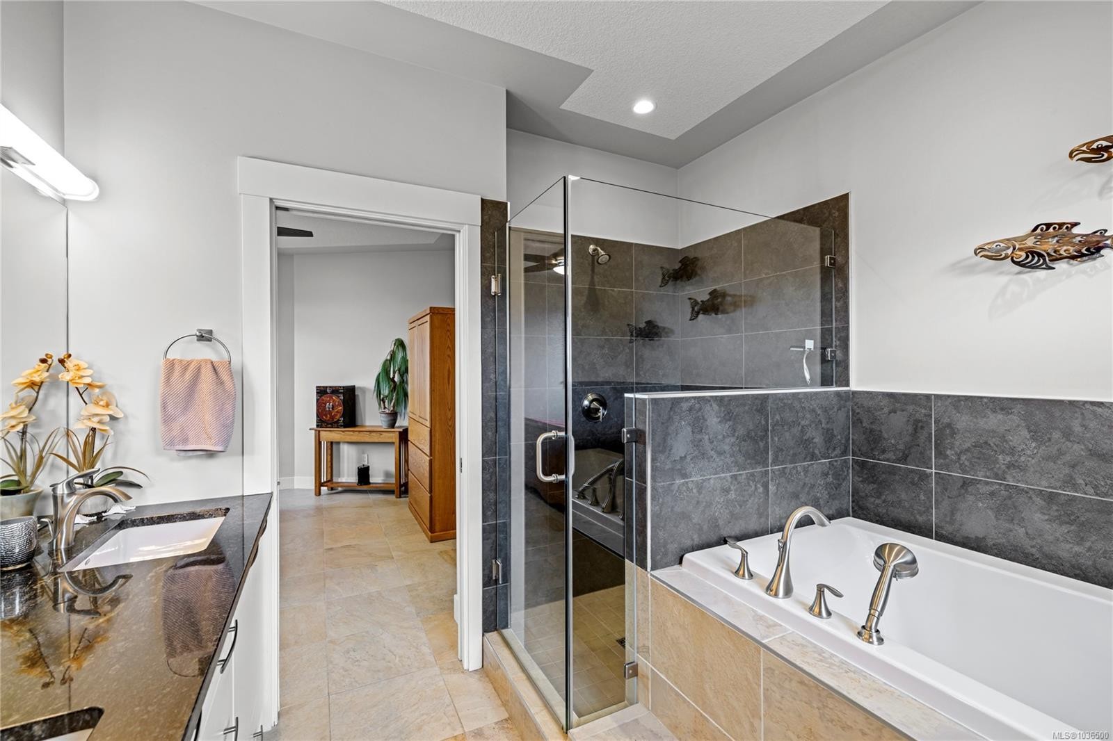 605 Stevens Pl, Ladysmith, BC