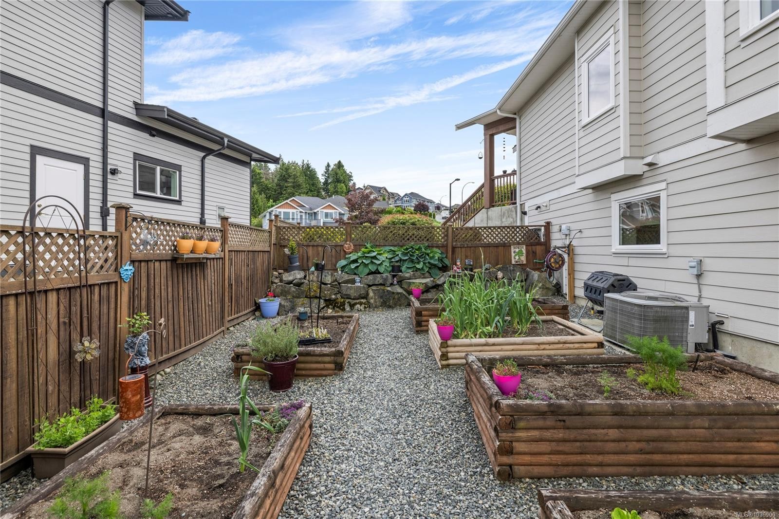605 Stevens Pl, Ladysmith, BC