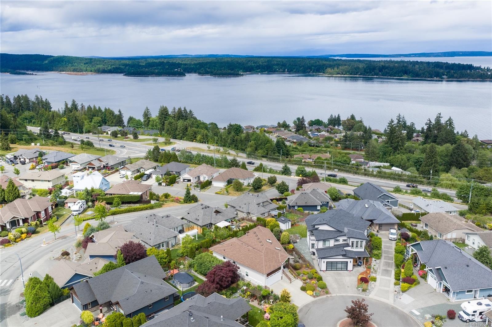 605 Stevens Pl, Ladysmith, BC