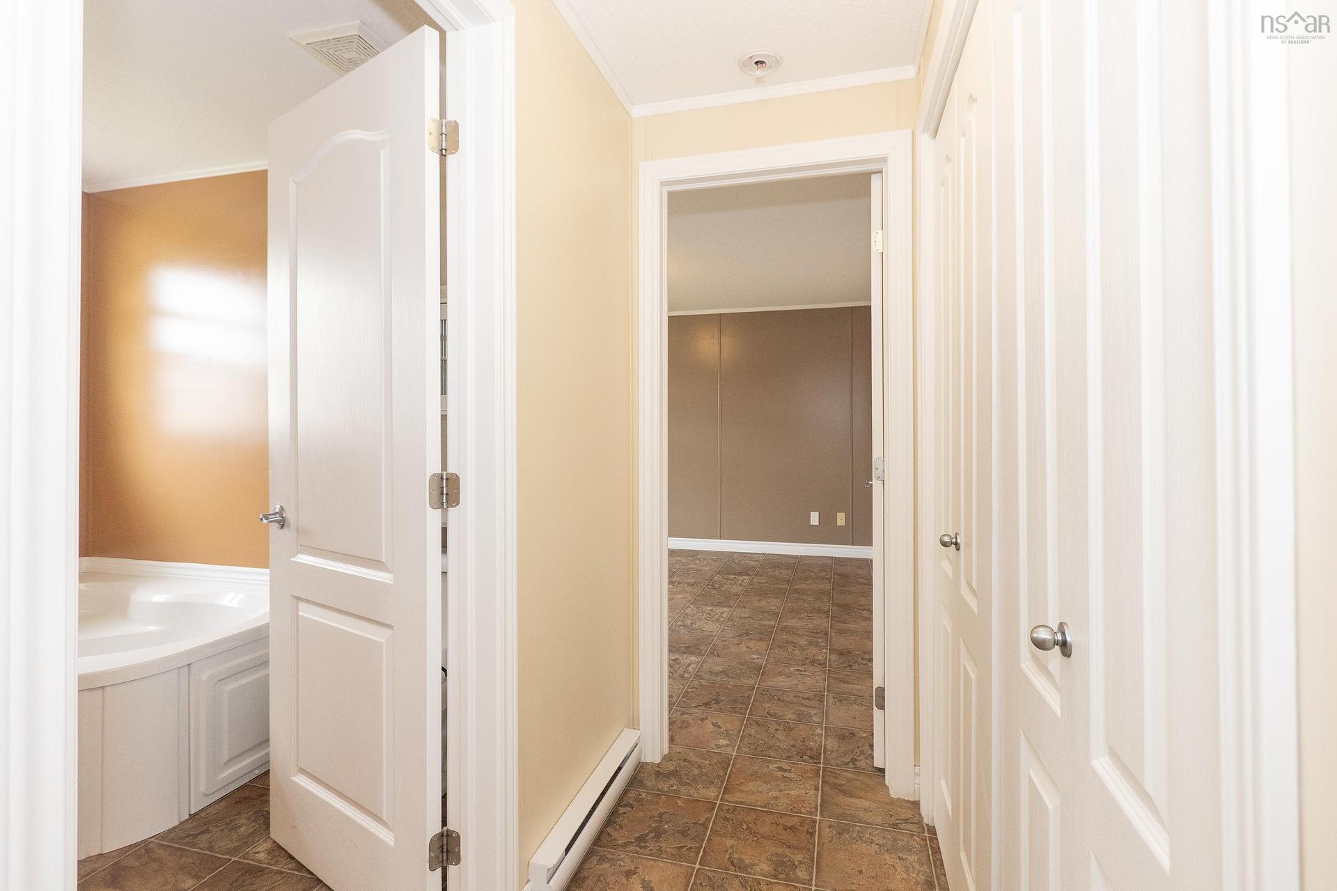 25 Pinehurst Street, Amherst, NS