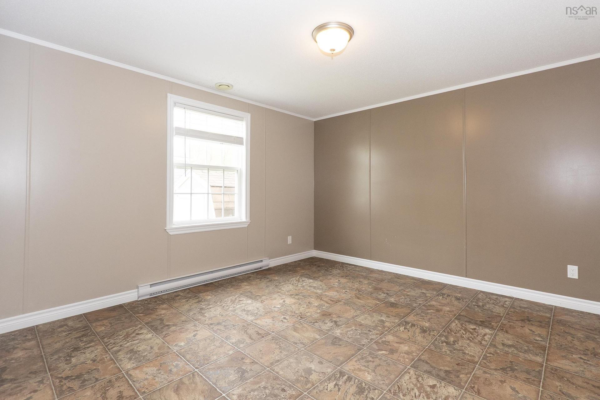 25 Pinehurst Street, Amherst, NS
