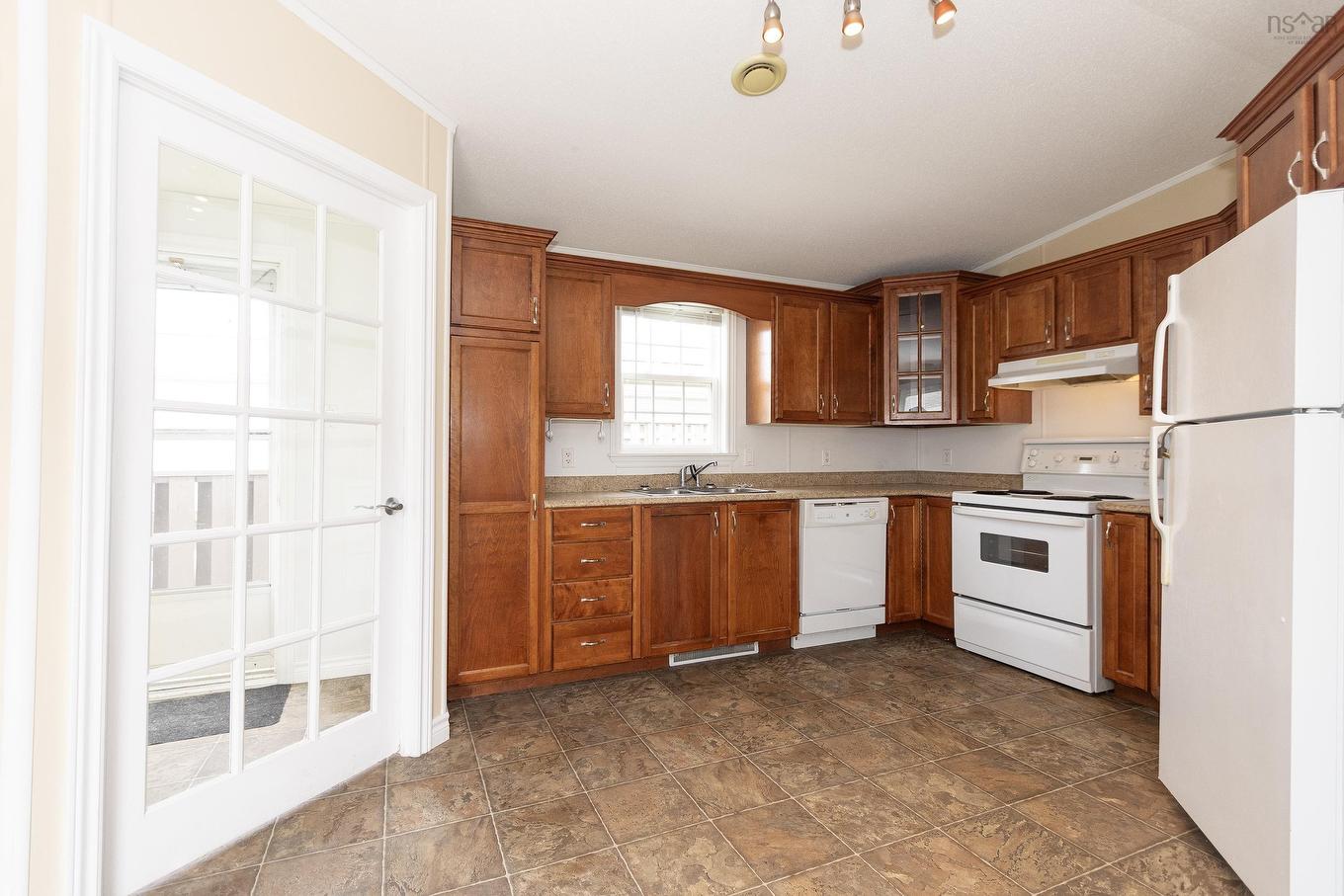 25 Pinehurst Street, Amherst, NS