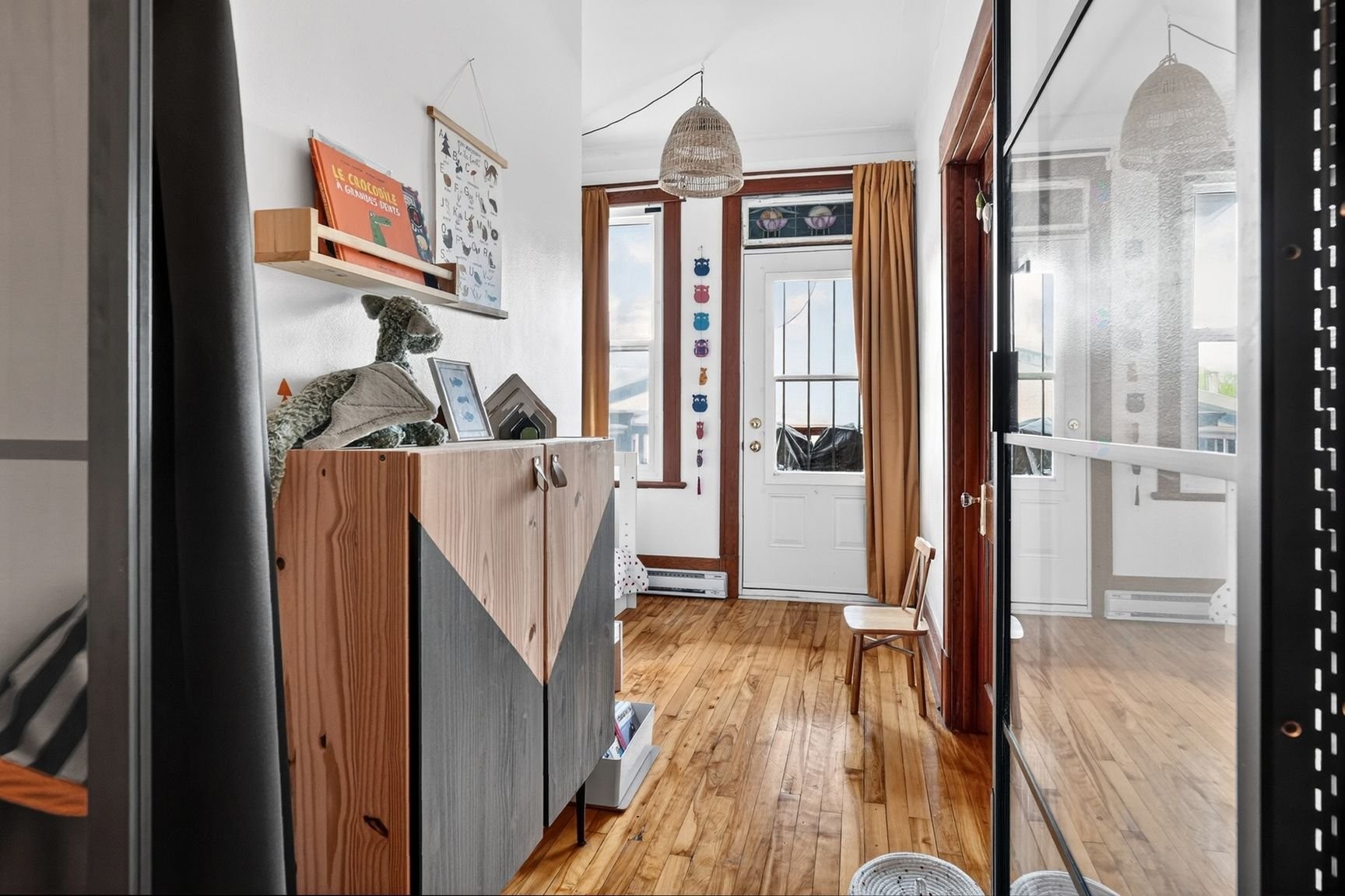 Bureau - 2528 Boul. Pie-Ix, Montréal (Mercier/Hochelaga-Maisonneuve), QC - Indoor Photo Showing Bedroom
