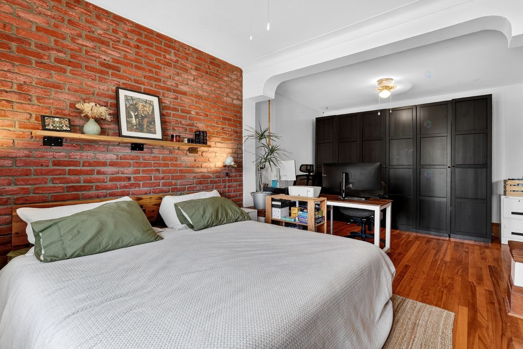 Chambre à coucher principale - 2528 Boul. Pie-Ix, Montréal (Mercier/Hochelaga-Maisonneuve), QC - Indoor Photo Showing Bedroom